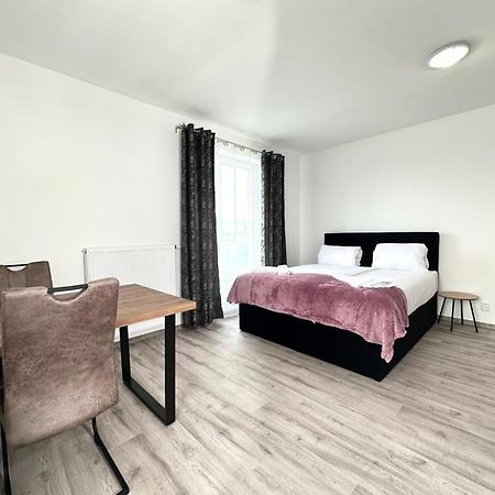 Sky Apartments 503 Plzeň Dış mekan fotoğraf