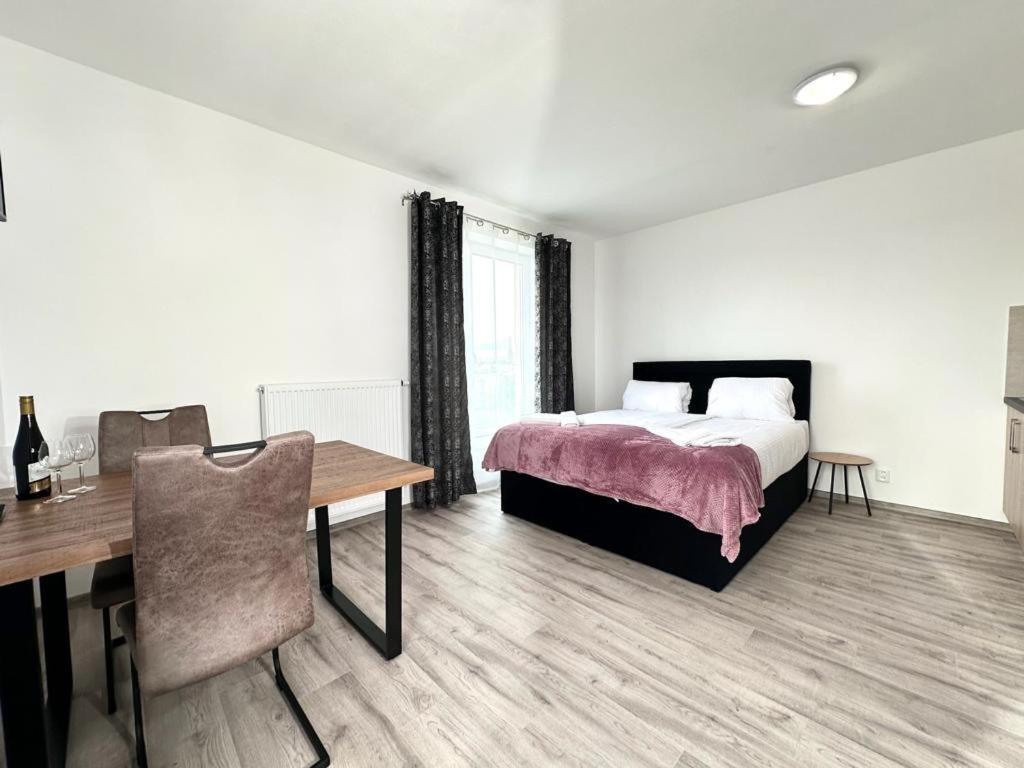 Sky Apartments 503 Plzeň Dış mekan fotoğraf